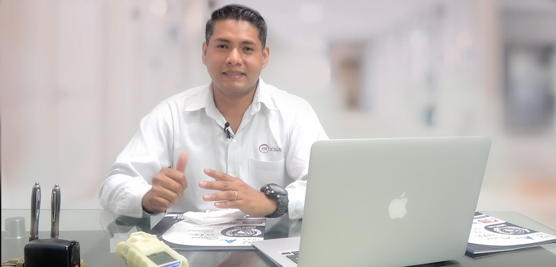 Representante de CertificaLatam